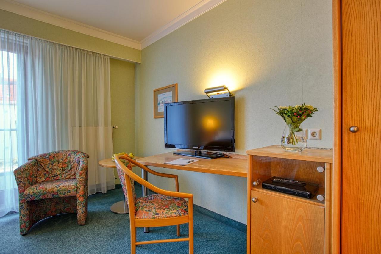 Hotel Kischers Landhaus Hannover Exterior photo